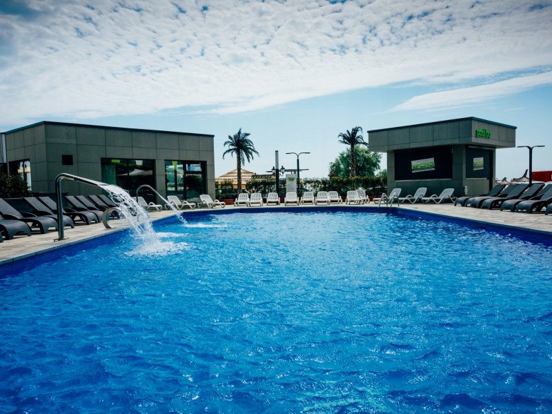 Alezzi Beach Resort
