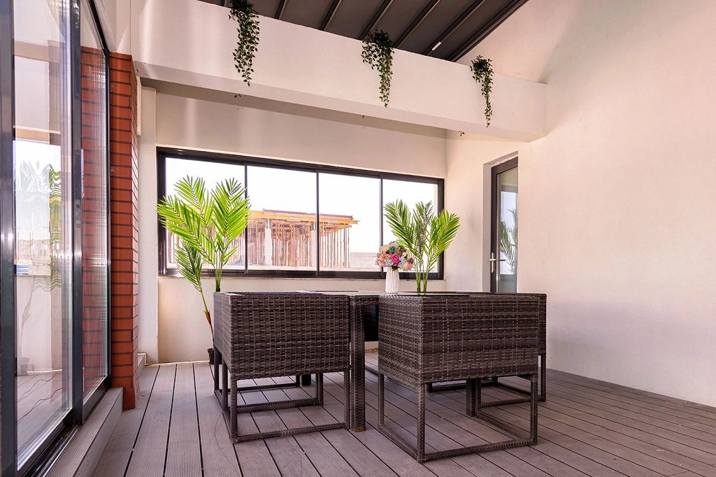 Aquarium Residence Penthouse  6 Cmp