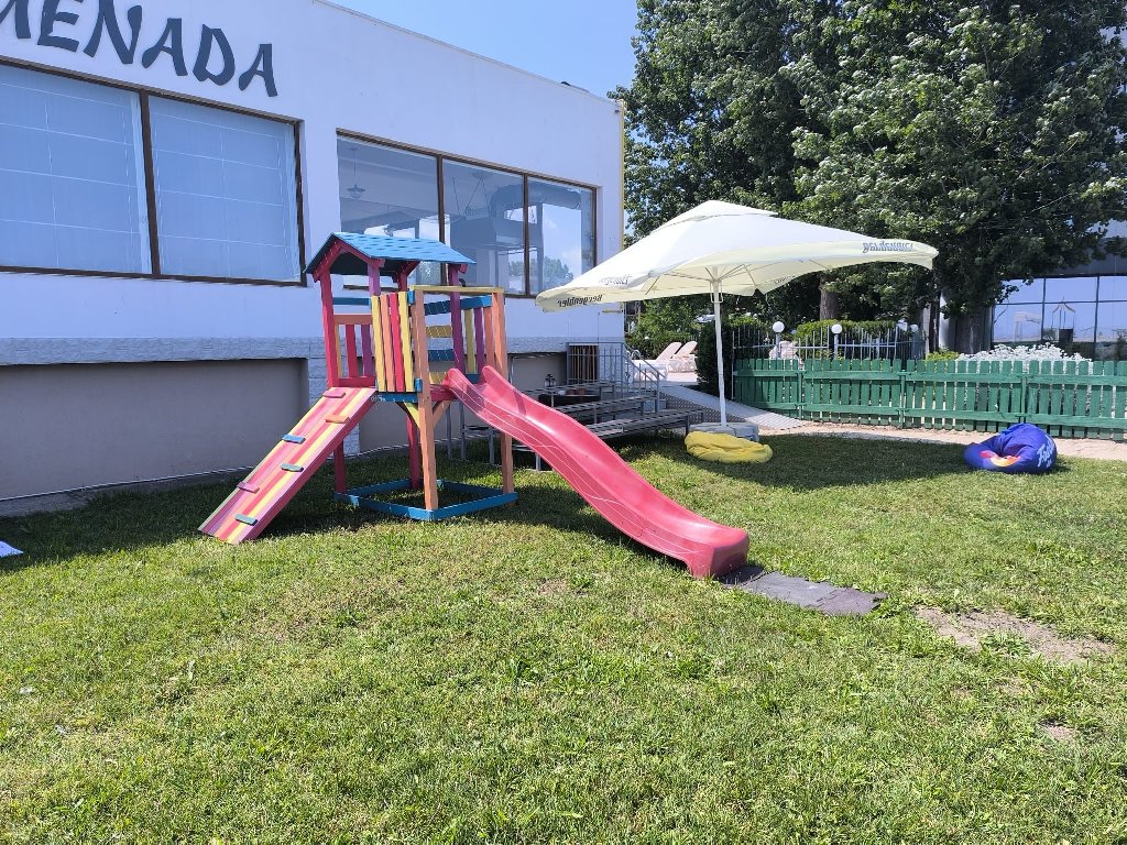 Modern - All Inclusive