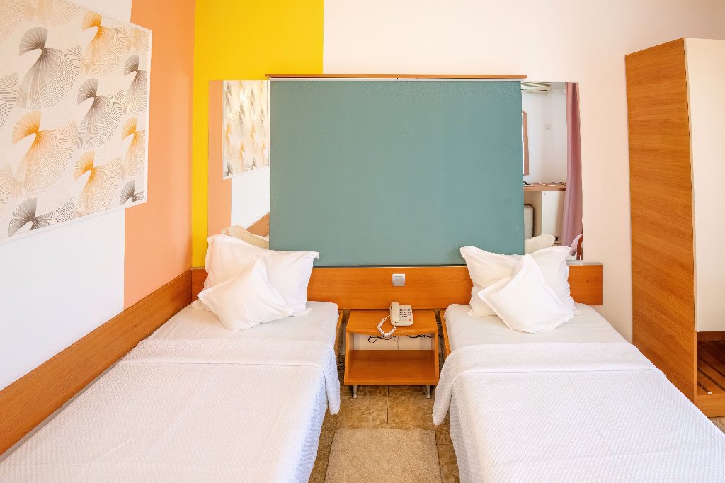 Modern - All Inclusive