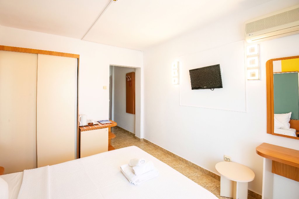 Modern - All Inclusive