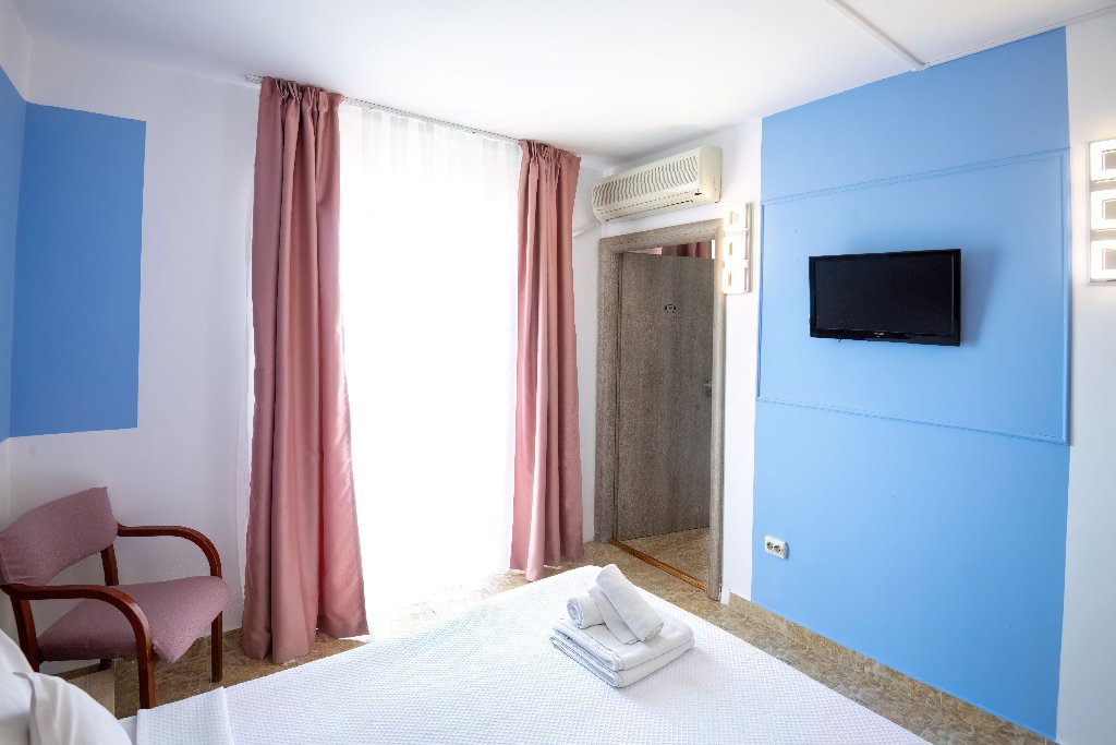 Modern - All Inclusive