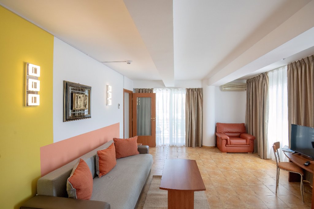 Modern - All Inclusive