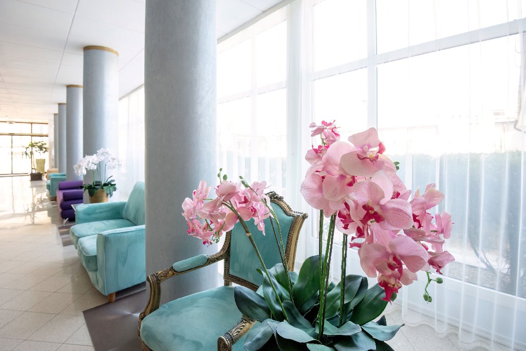 Modern - All Inclusive