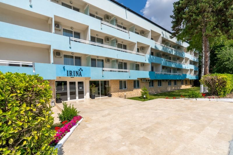 Mera Holiday Resort( hotel Anca si hotel Irina)