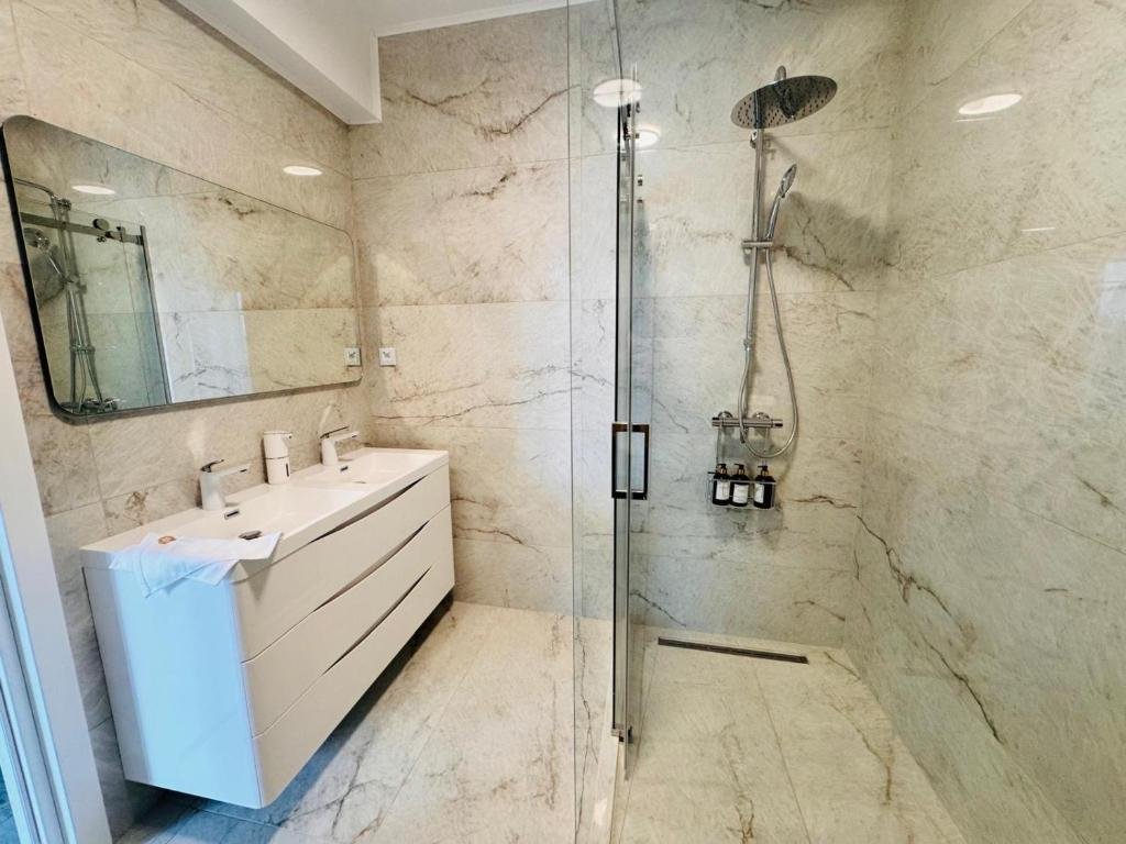 Amira Residence CM imagine 8